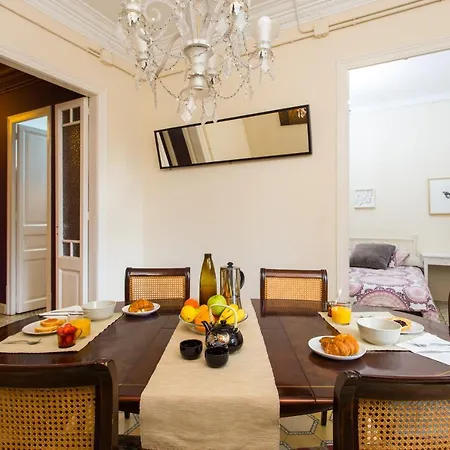 Cal Mateu 11 Huespedes Sagrada Familia *